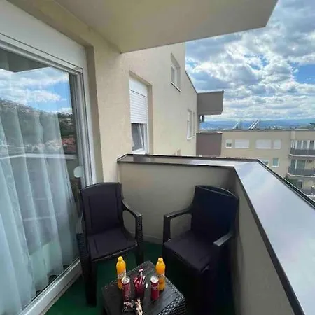 Lägenhet Prelijep Apartman + Parking Sarajevo