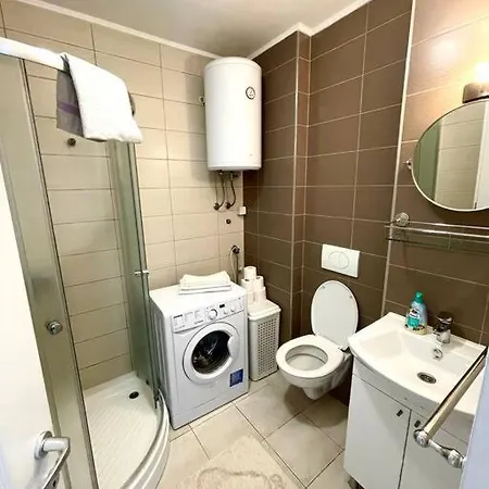 Prelijep Apartman + Parking Lägenhet *