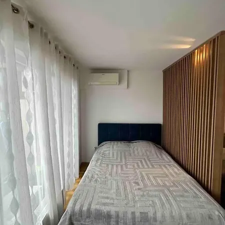 Lägenhet Prelijep Apartman + Parking *